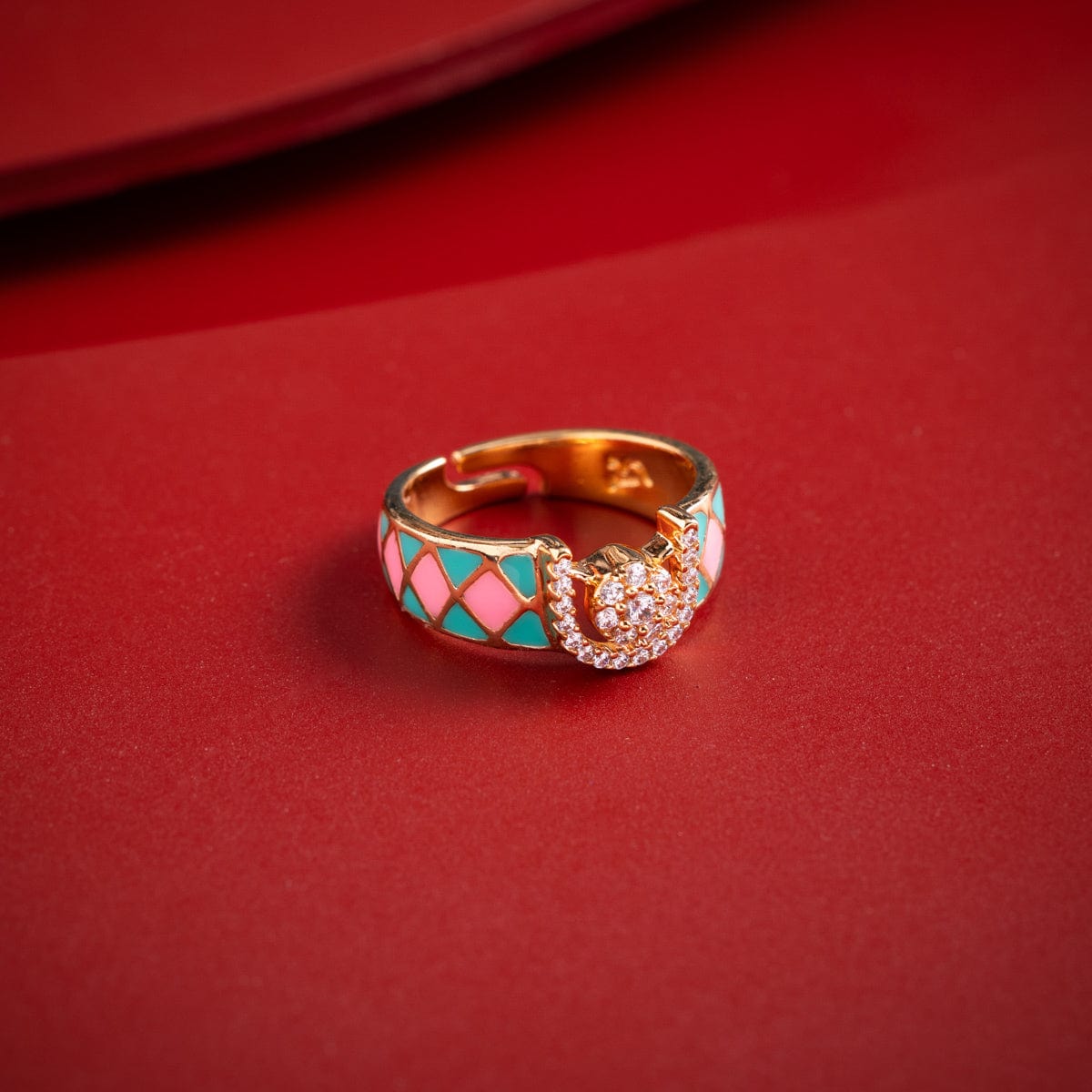 Zircon Finger Ring Zircon Finger Ring 182645