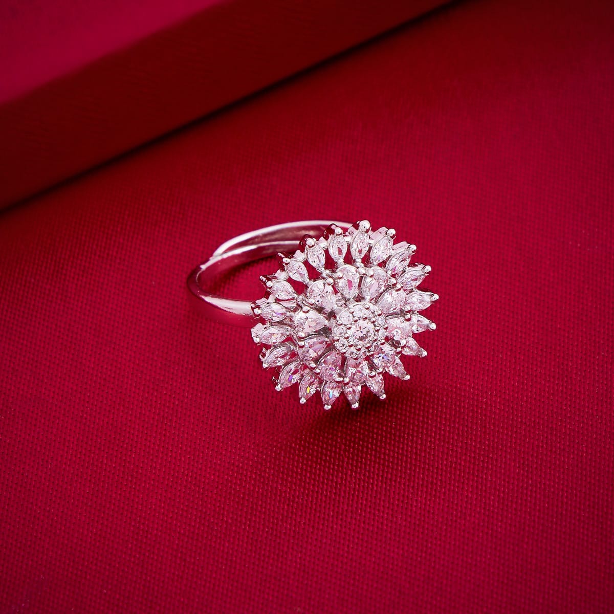Zircon Finger Ring Zircon Finger Ring 185591