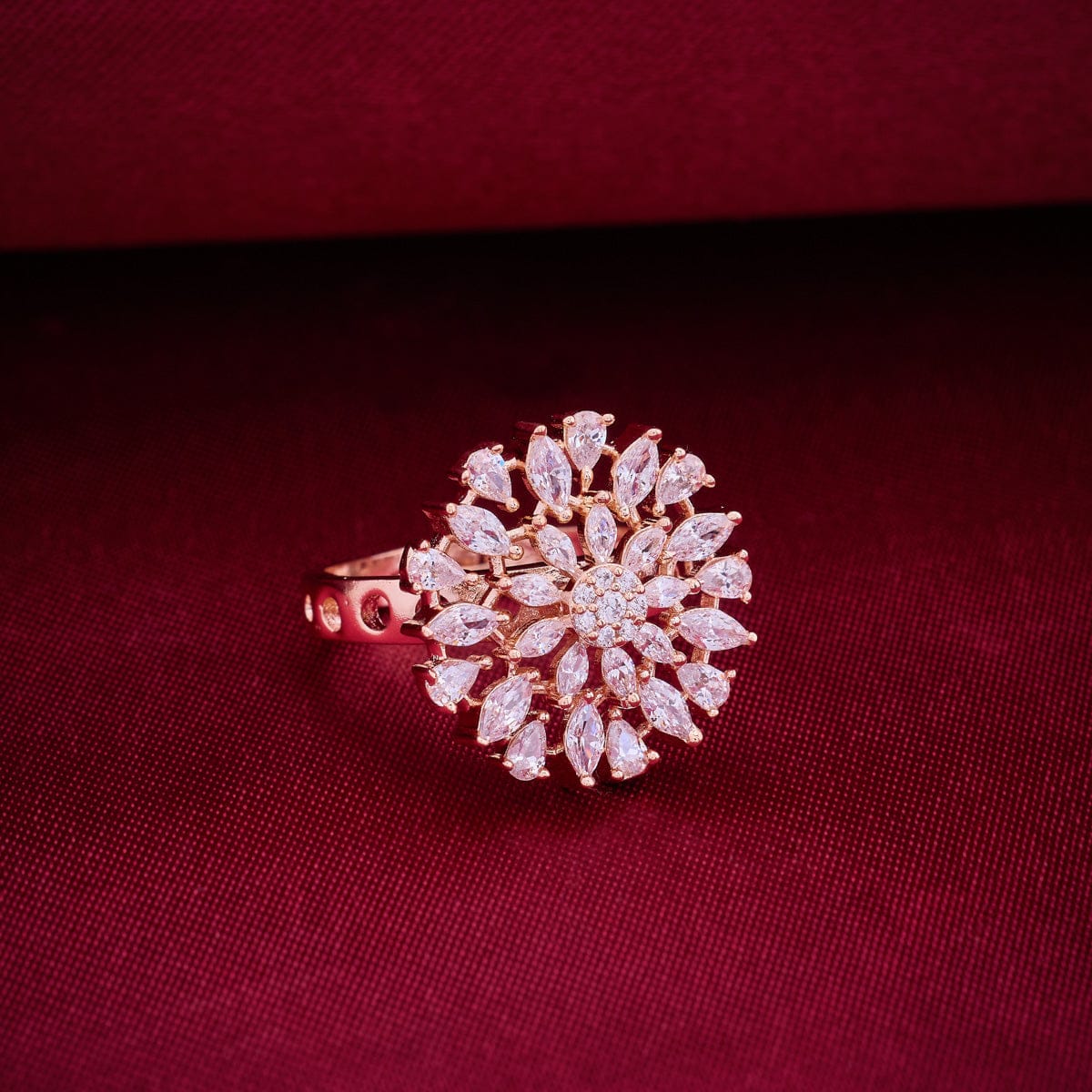 Zircon Finger Ring Zircon Finger Ring 185592