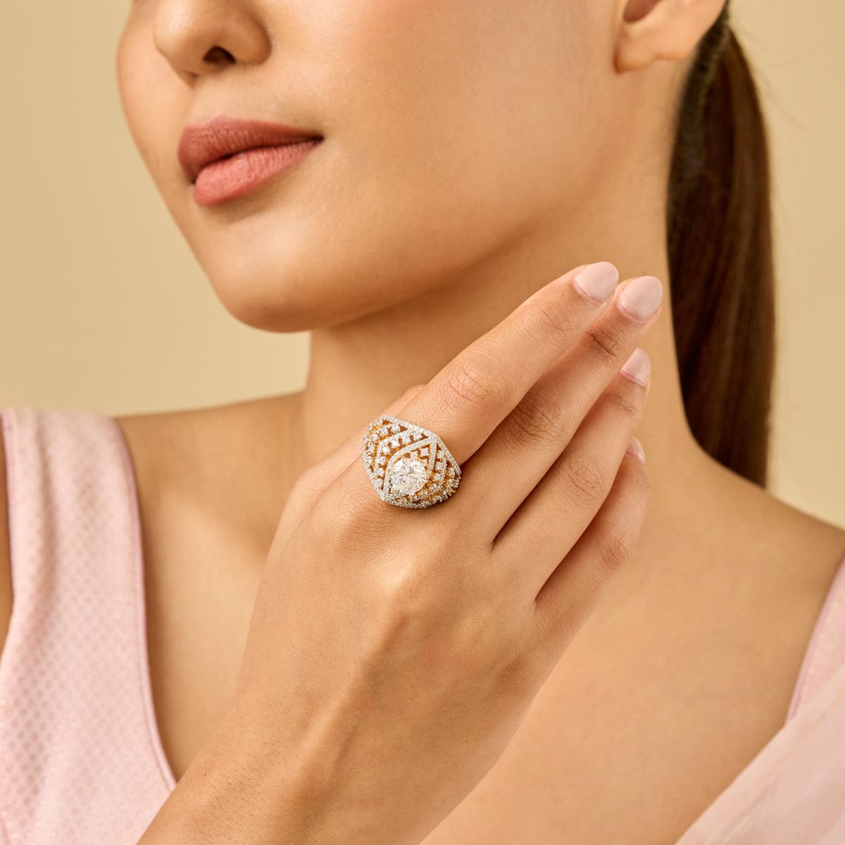 Zircon Finger Ring Zircon Finger Ring 187673