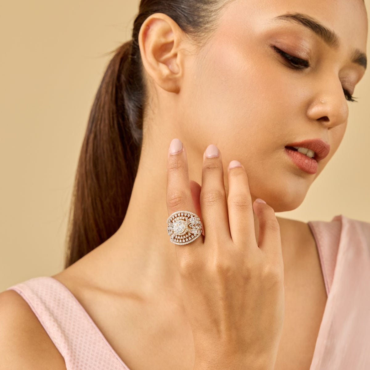 Zircon Finger Ring Zircon Finger Ring 187675