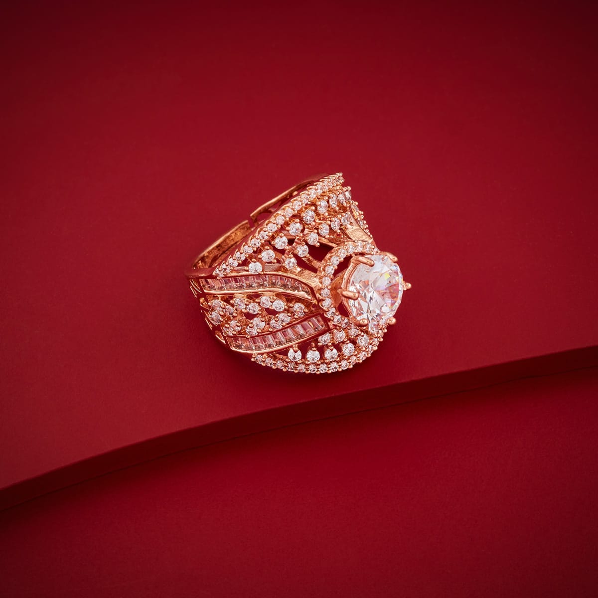 Zircon Finger Ring Zircon Finger Ring 187675