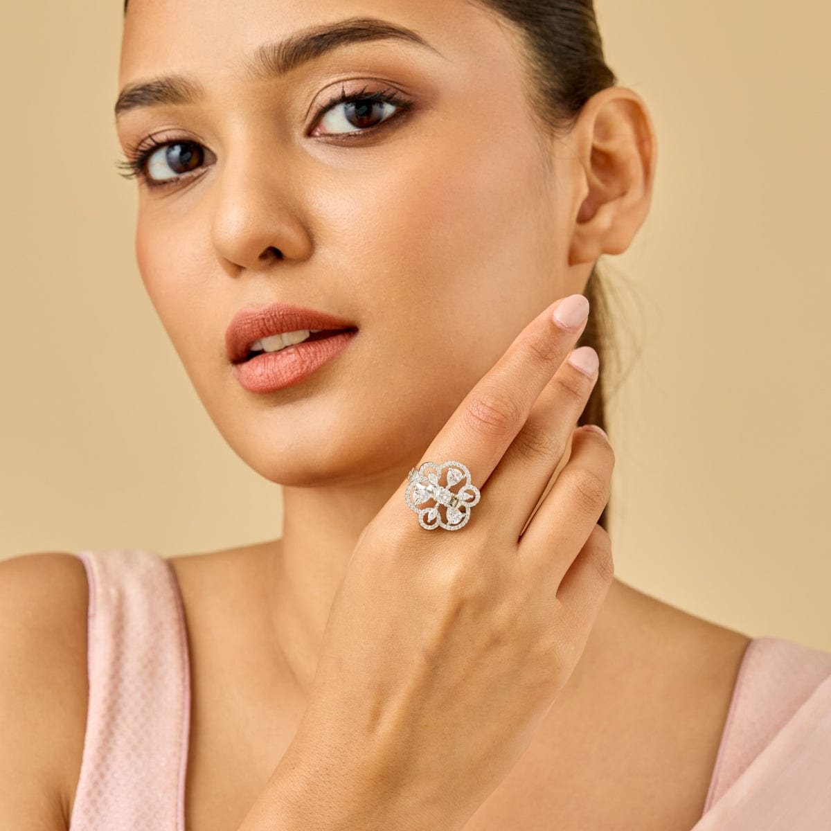 Zircon Finger Ring Zircon Finger Ring 188027