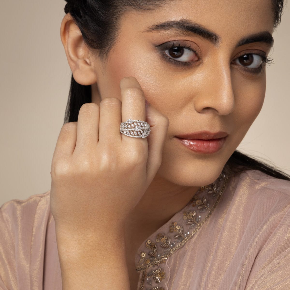 Zircon Finger Ring Zircon Finger Ring 188767