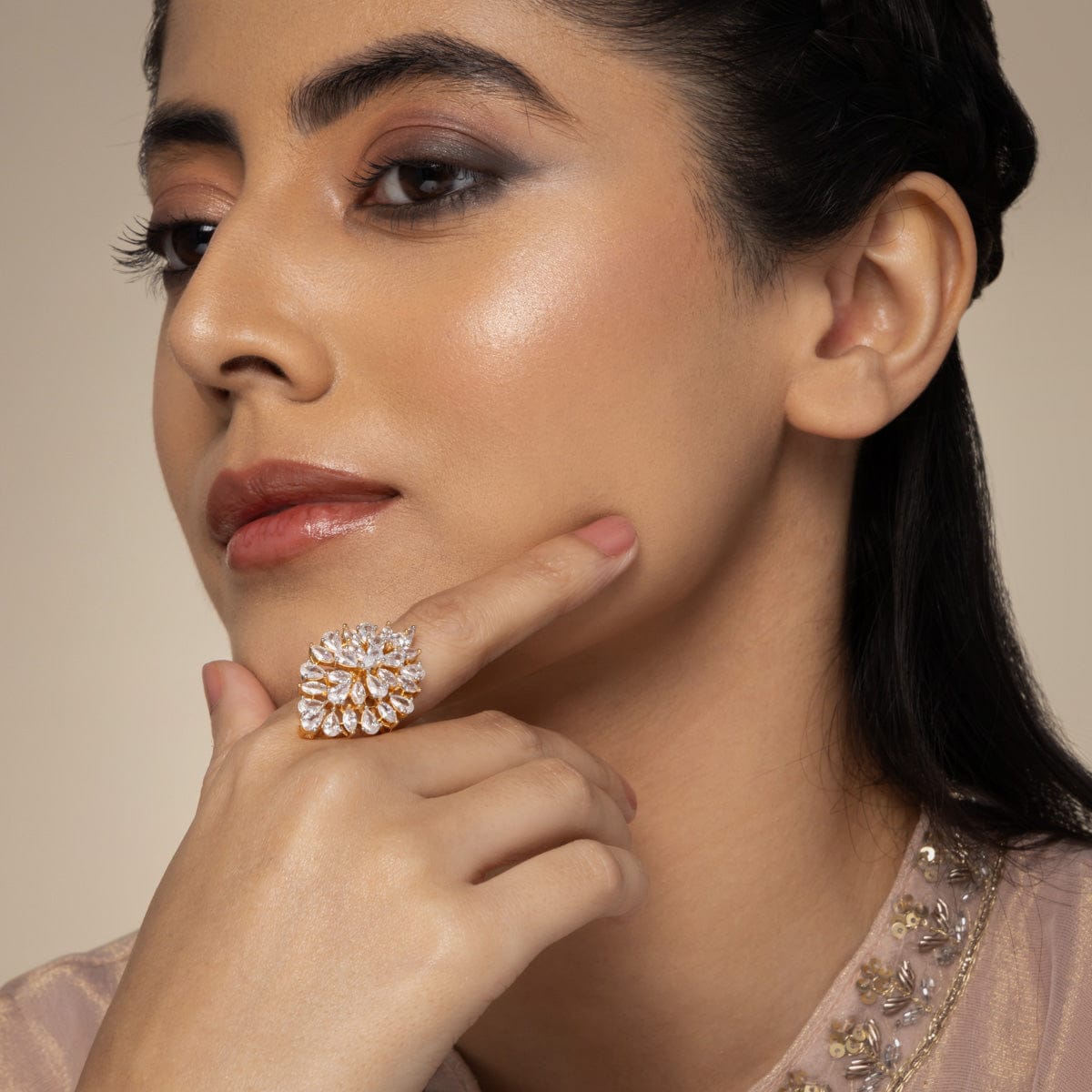 Zircon Finger Ring Zircon Finger Ring 188772