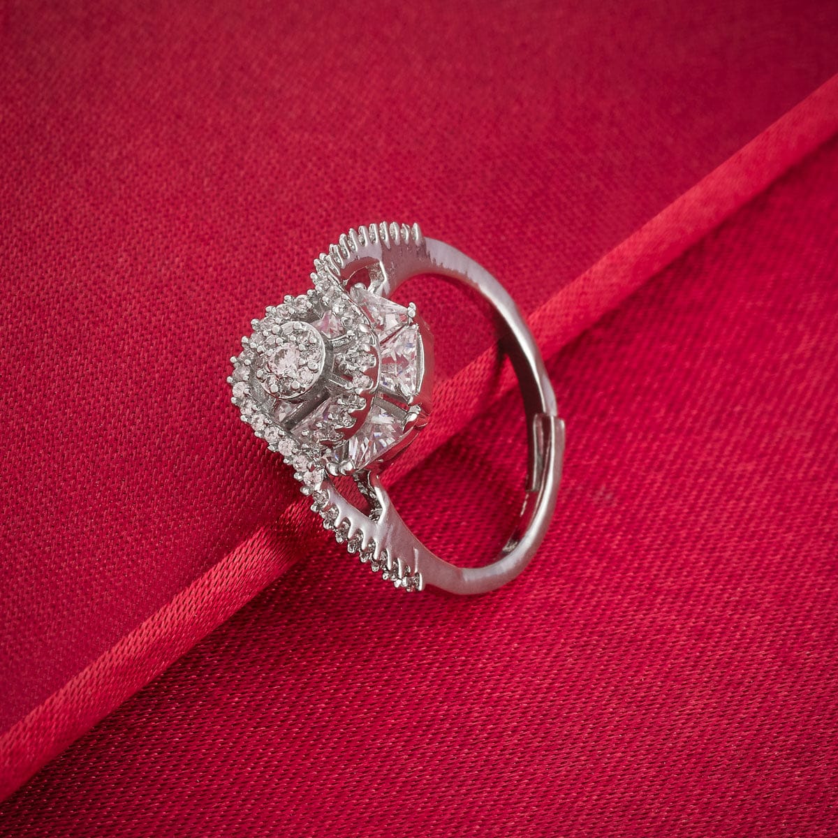 Zircon Finger Ring Zircon Finger Ring 188790