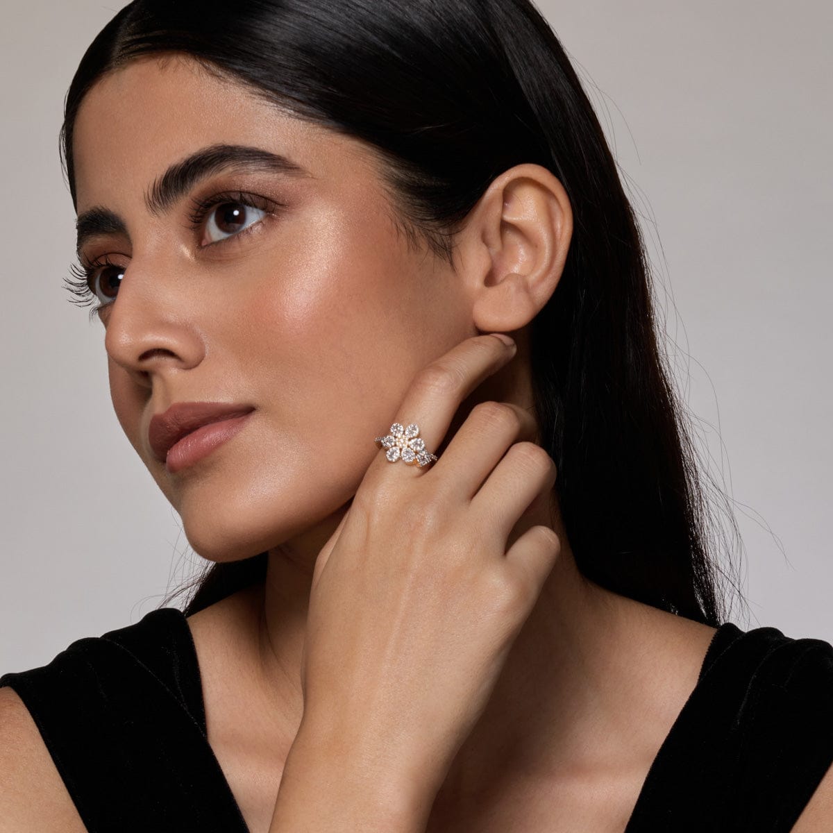 Zircon Finger Ring Zircon Finger Ring 188791