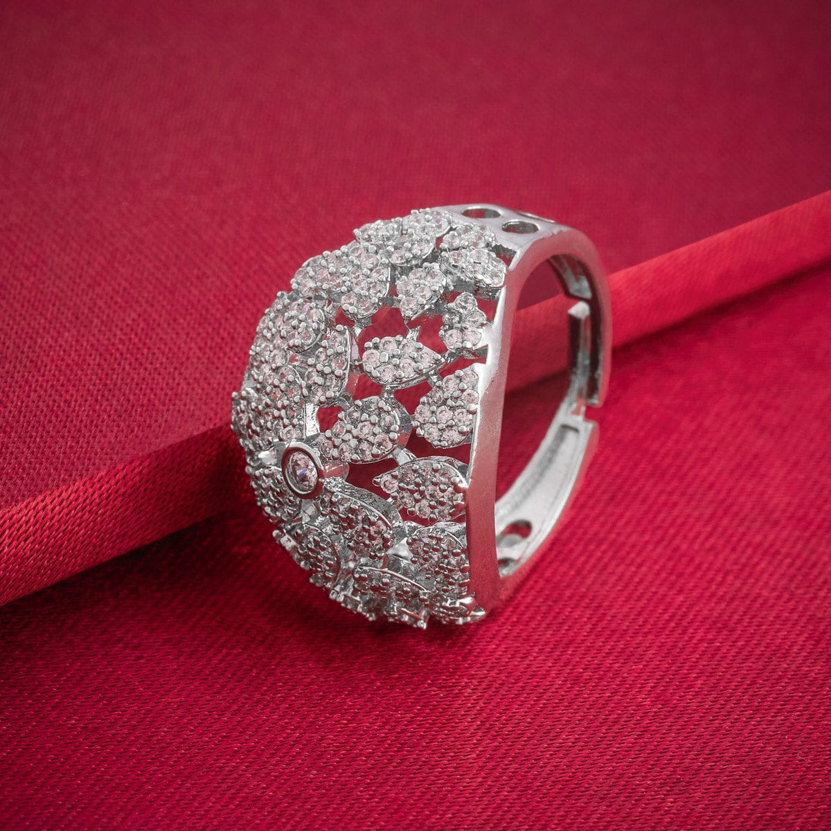 Zircon Finger Ring Zircon Finger Ring 188797