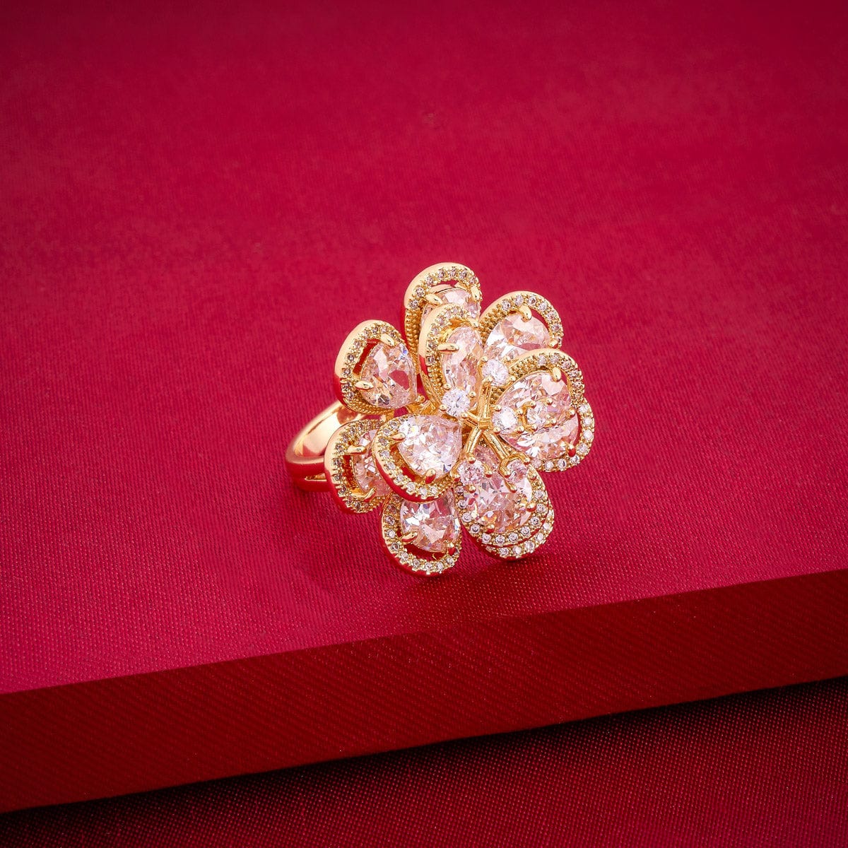 Zircon Finger Ring Zircon Finger Ring 190034