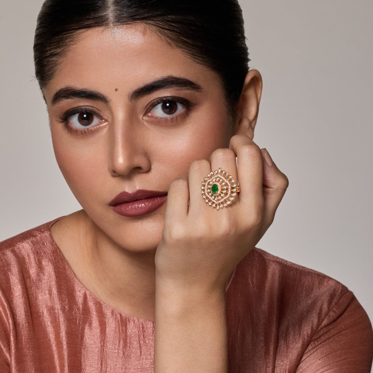 Zircon Finger Ring Zircon Finger Ring 191029