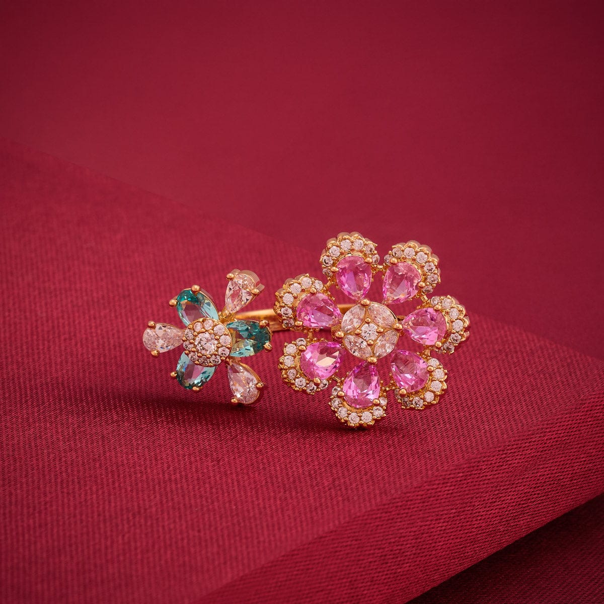 Zircon Finger Ring Zircon Finger Ring 192371