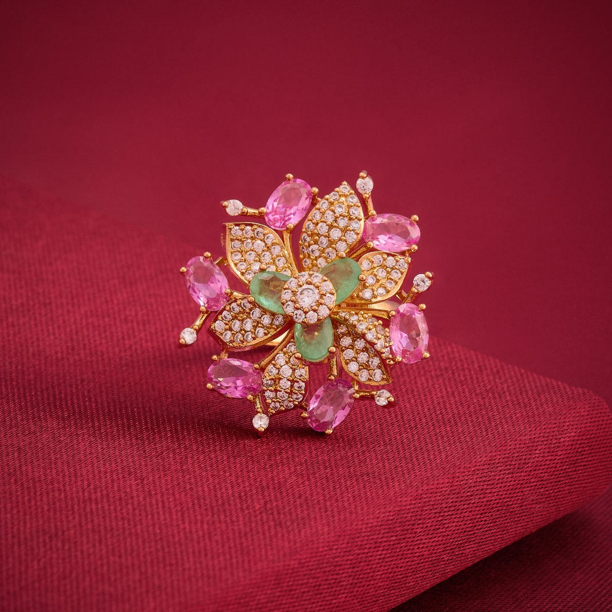 Zircon Finger Ring Zircon Finger Ring 192372