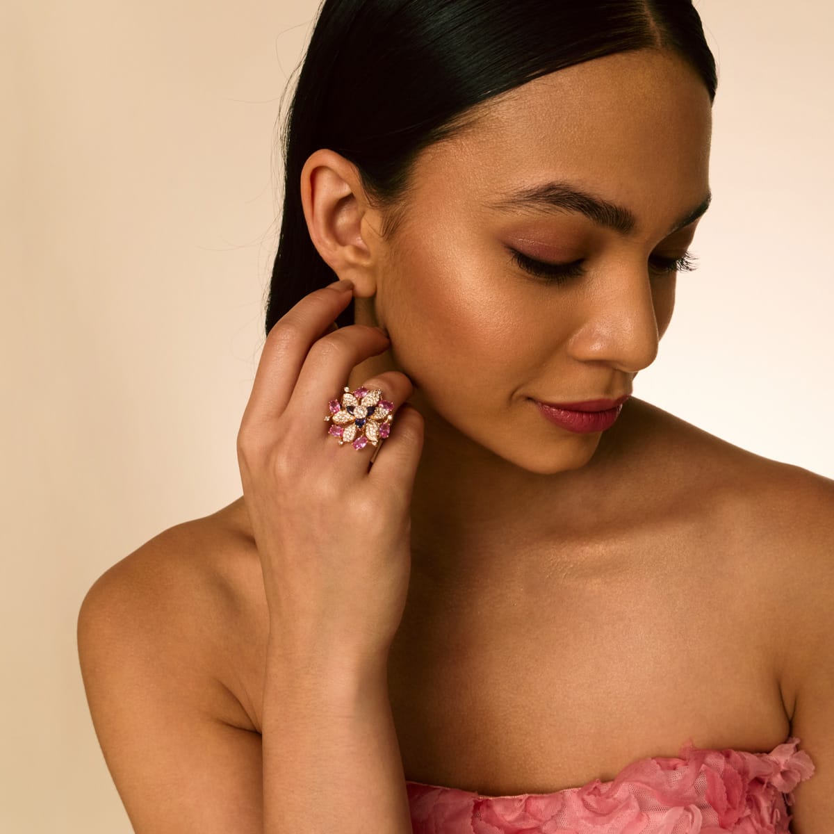 Zircon Finger Ring Zircon Finger Ring 192372