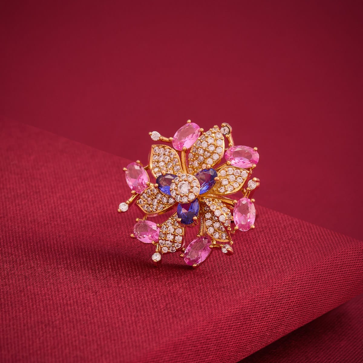 Zircon Finger Ring Zircon Finger Ring 192372