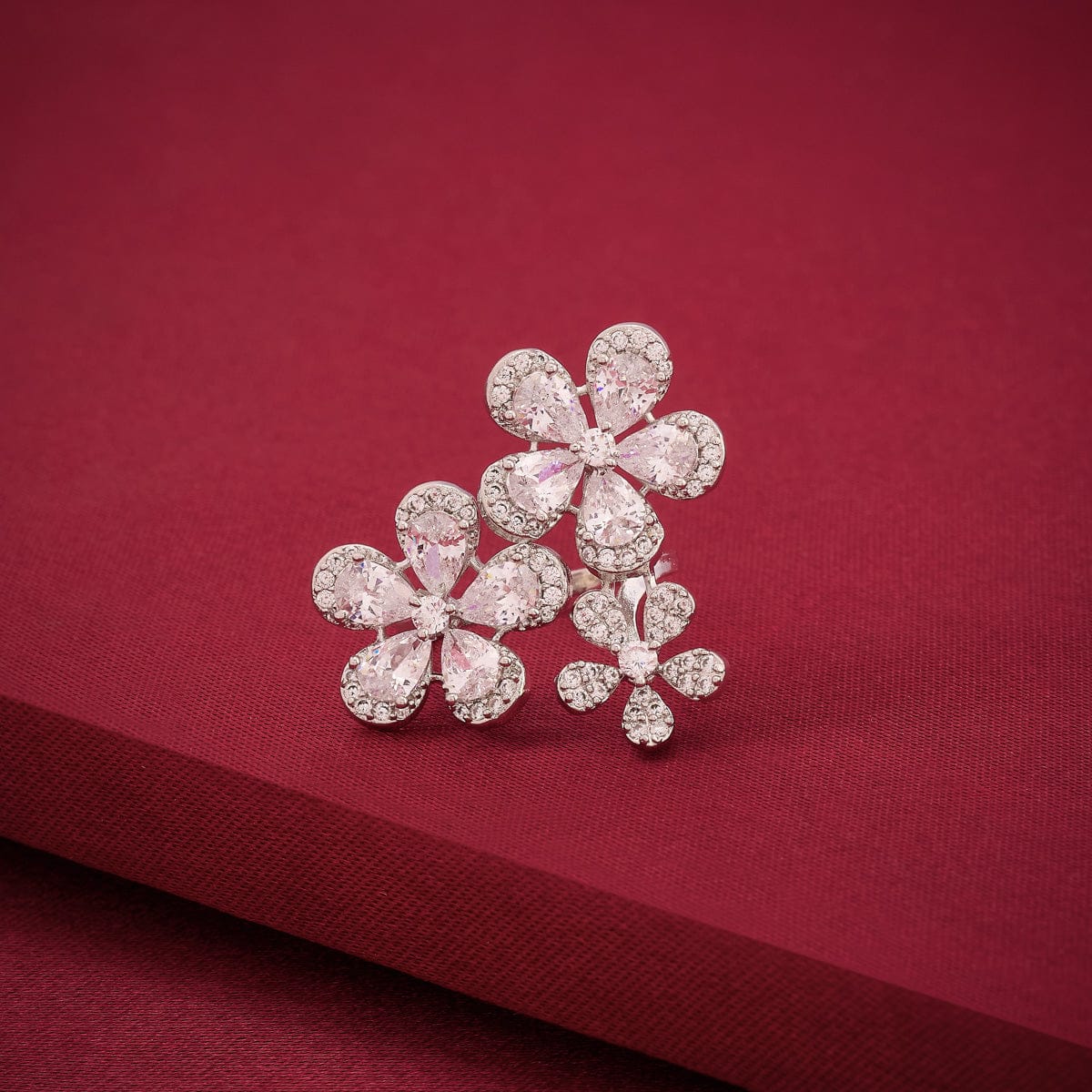 Zircon Finger Ring Zircon Finger Ring 192373