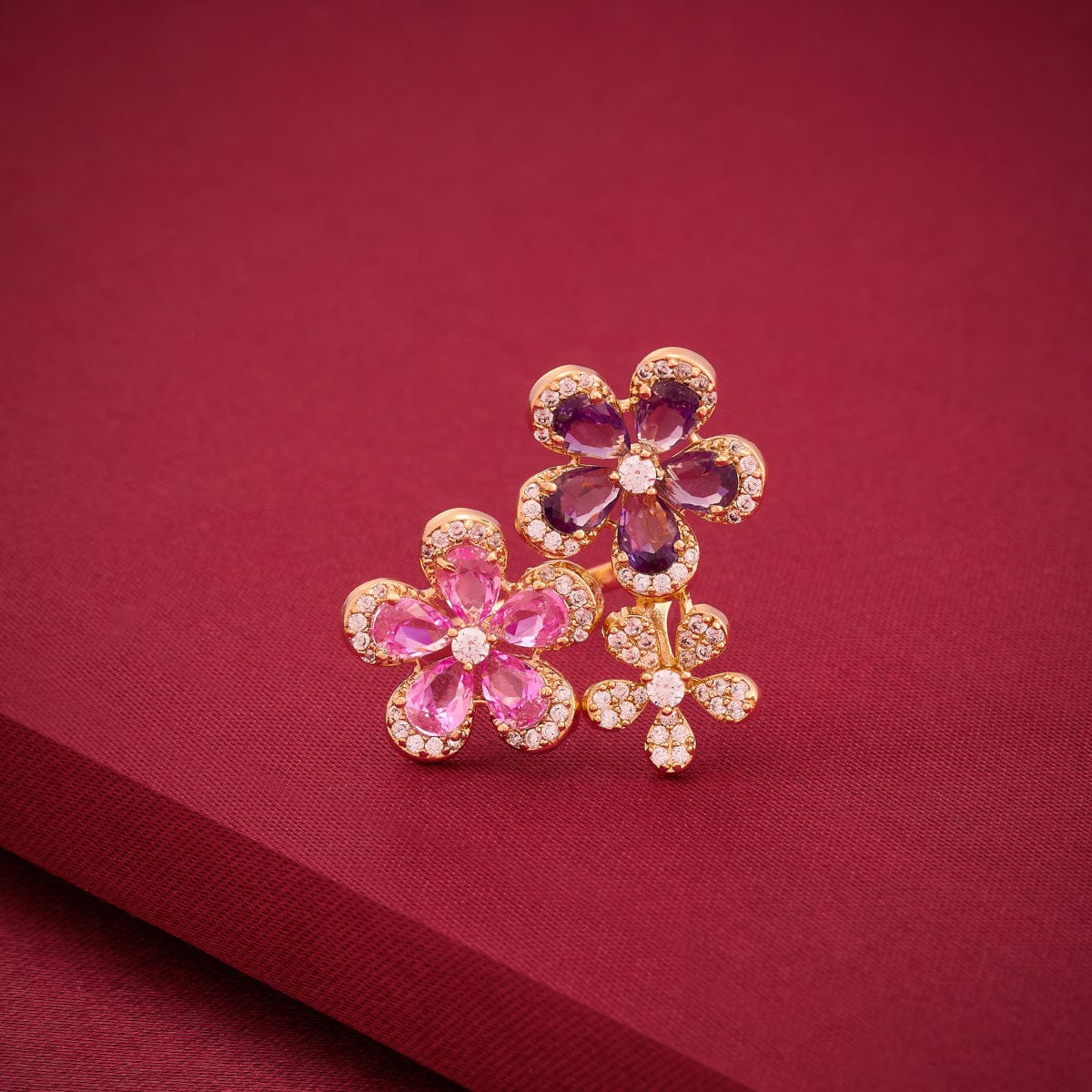 Zircon Finger Ring Zircon Finger Ring 192373