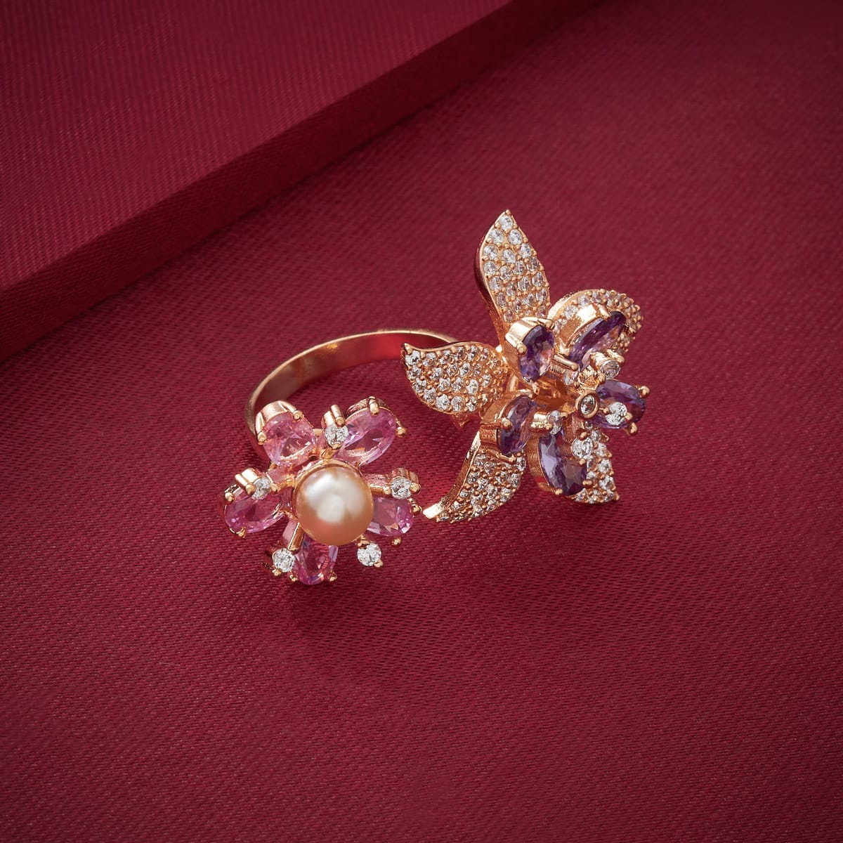 Zircon Finger Ring Zircon Finger Ring 192374
