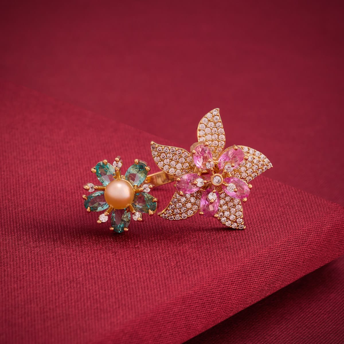 Zircon Finger Ring Zircon Finger Ring 192374