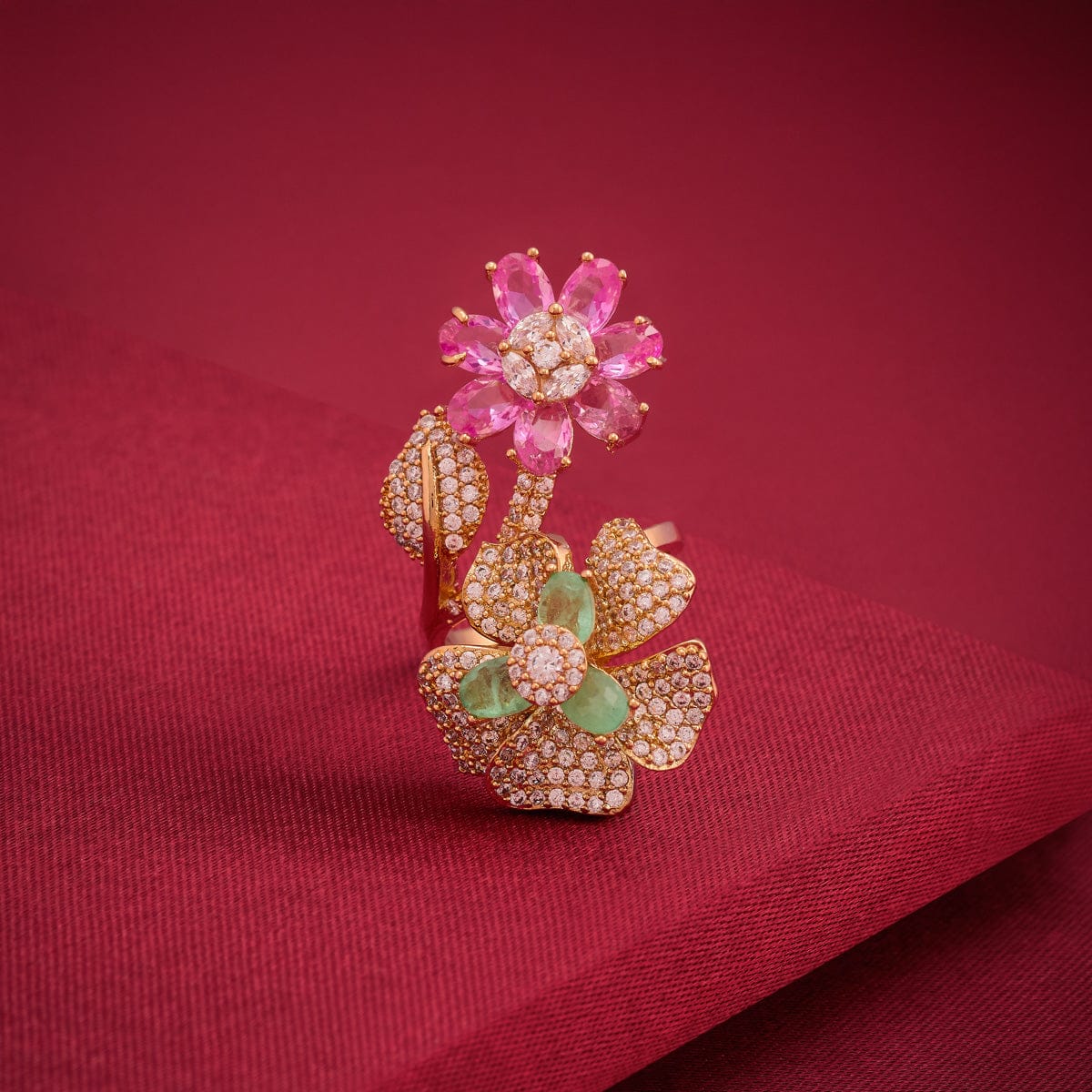 Zircon Finger Ring Zircon Finger Ring 192375