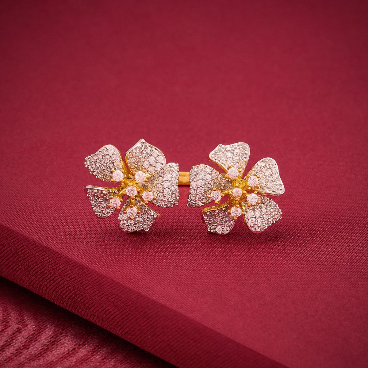 Zircon Finger Ring Zircon Finger Ring 193134