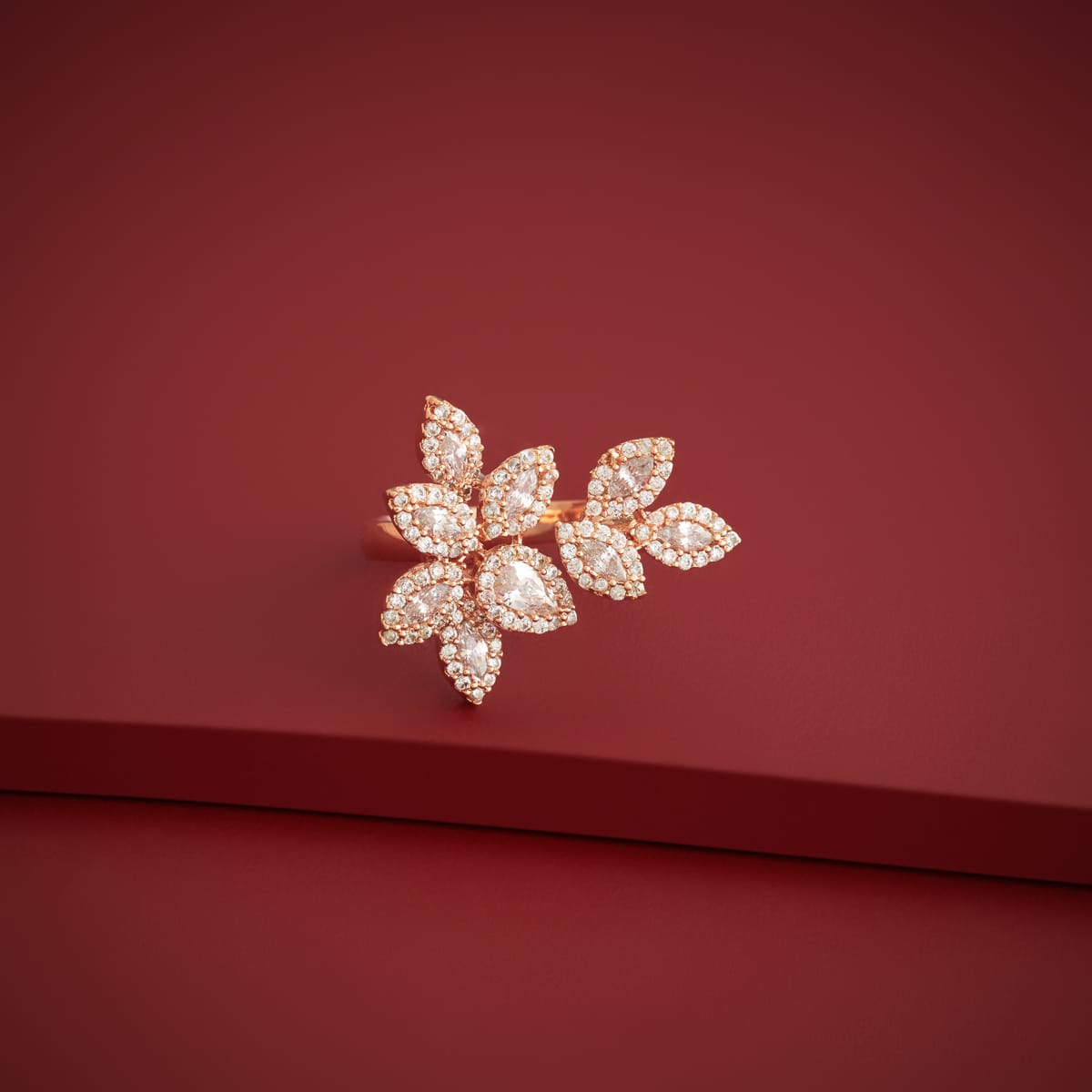 Zircon Finger Ring Zircon Finger Ring 193137