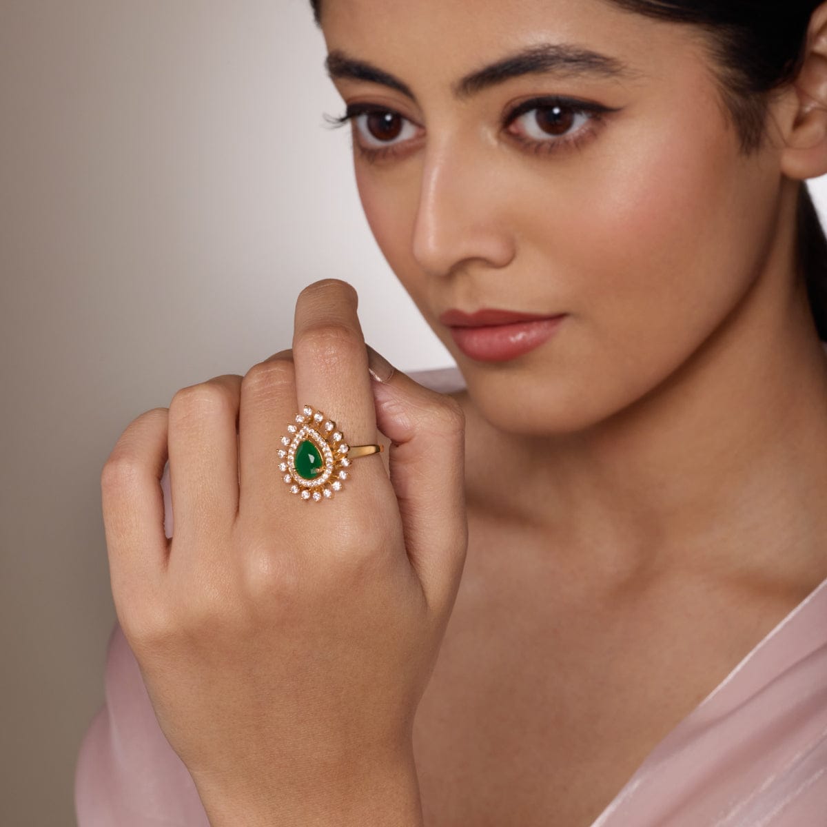 Zircon Finger Ring Zircon Finger Ring 193142