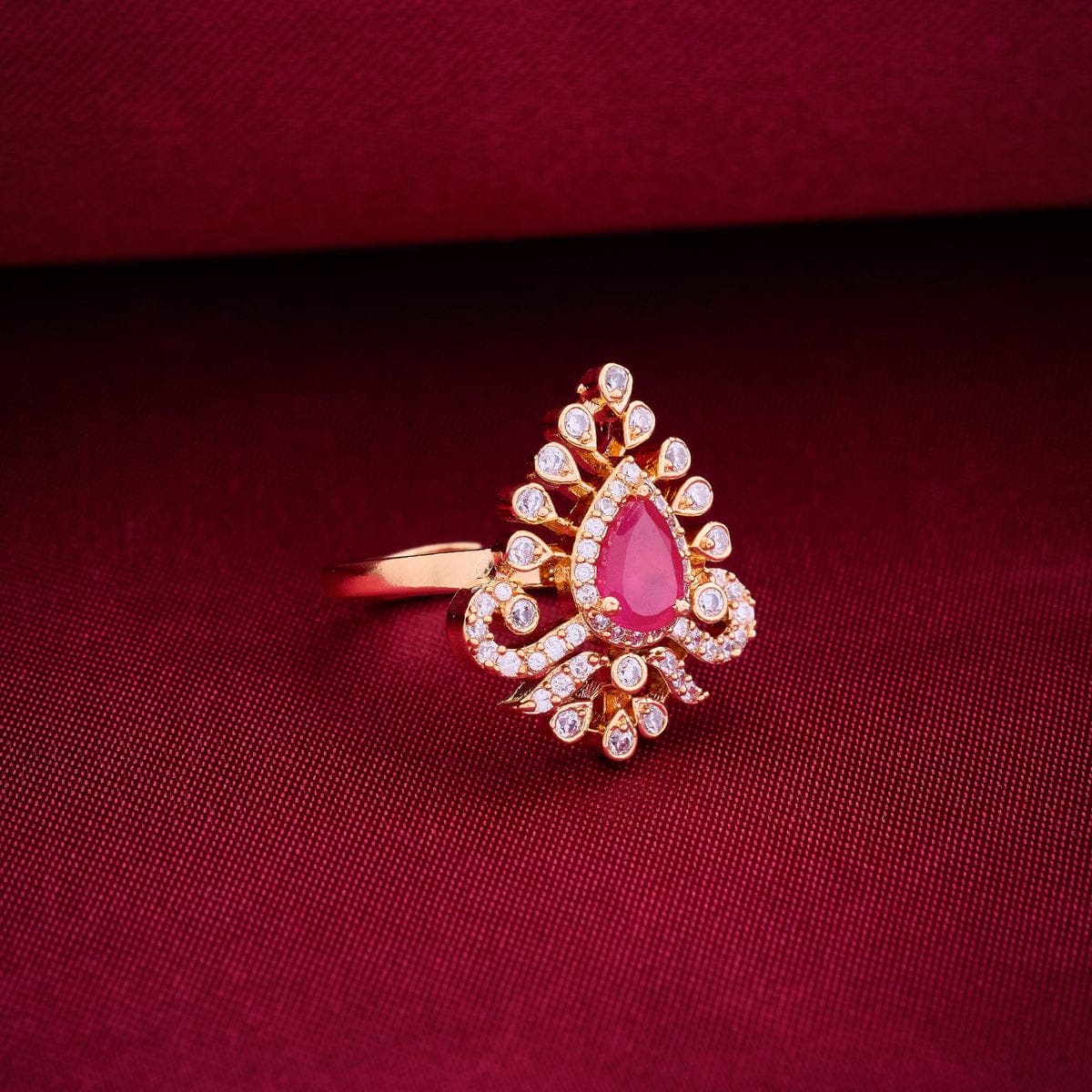 Zircon Finger Ring Zircon Finger Ring 193892