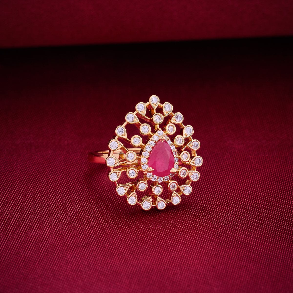 Zircon Finger Ring Zircon Finger Ring 193893