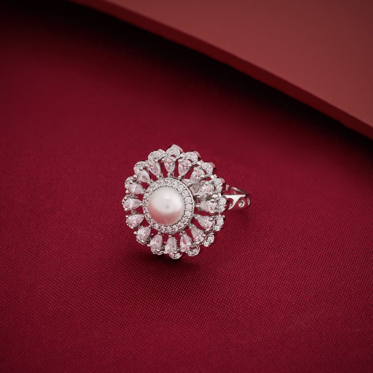 Zircon Finger Ring Zircon Finger Ring 195223