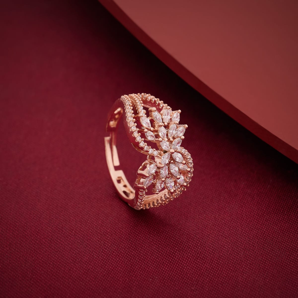Zircon Finger Ring Zircon Finger Ring 197284
