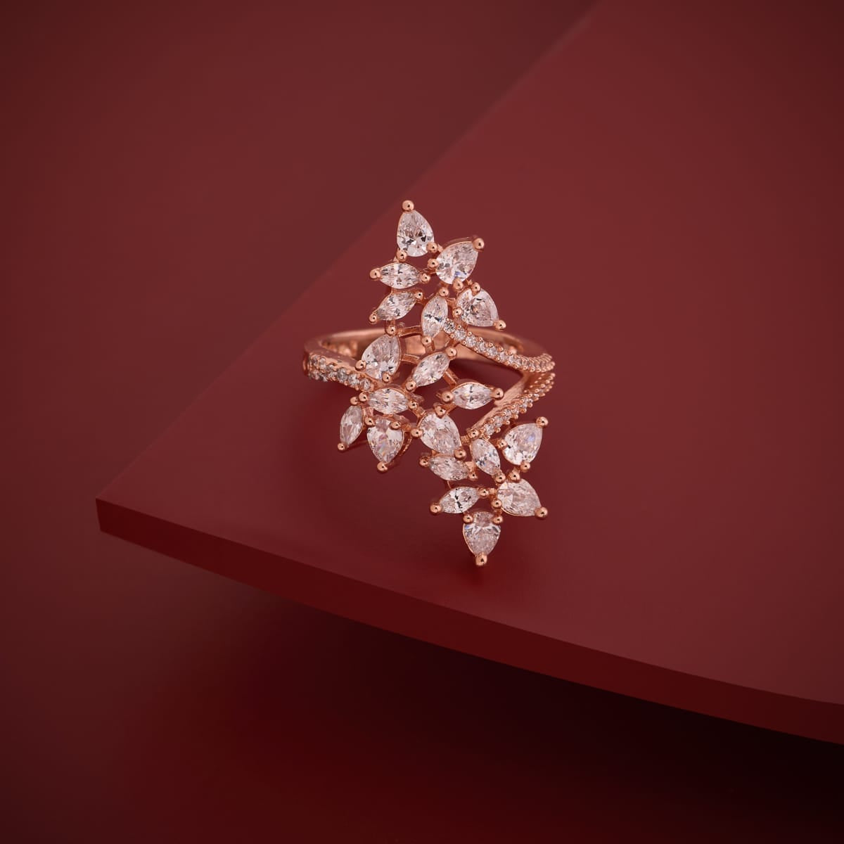Zircon Finger Ring Zircon Finger Ring 197286