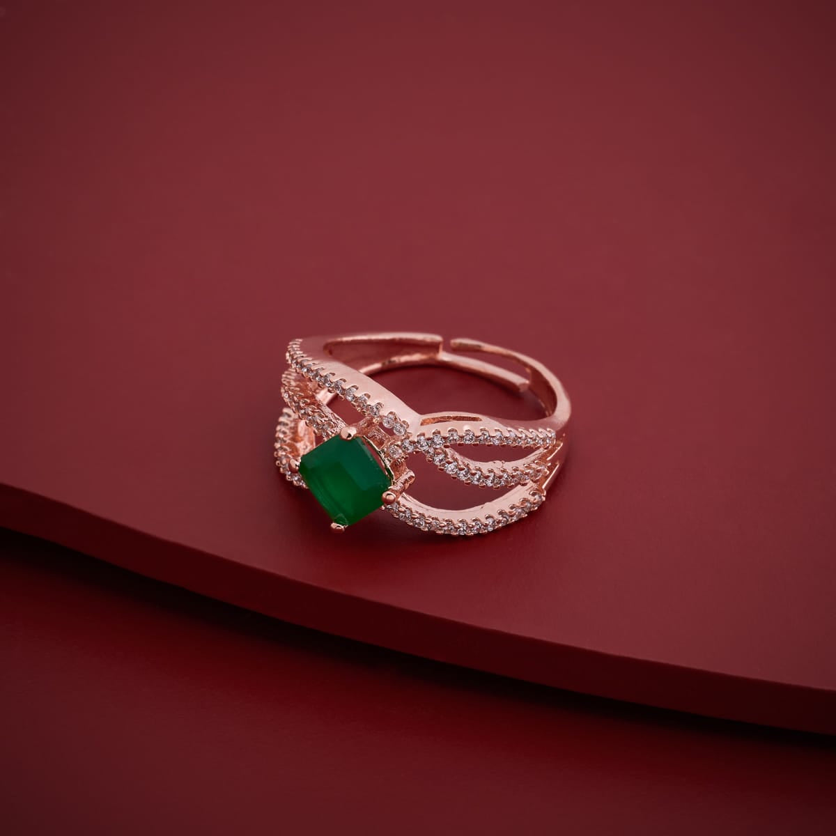 Zircon Finger Ring Zircon Finger Ring 197390