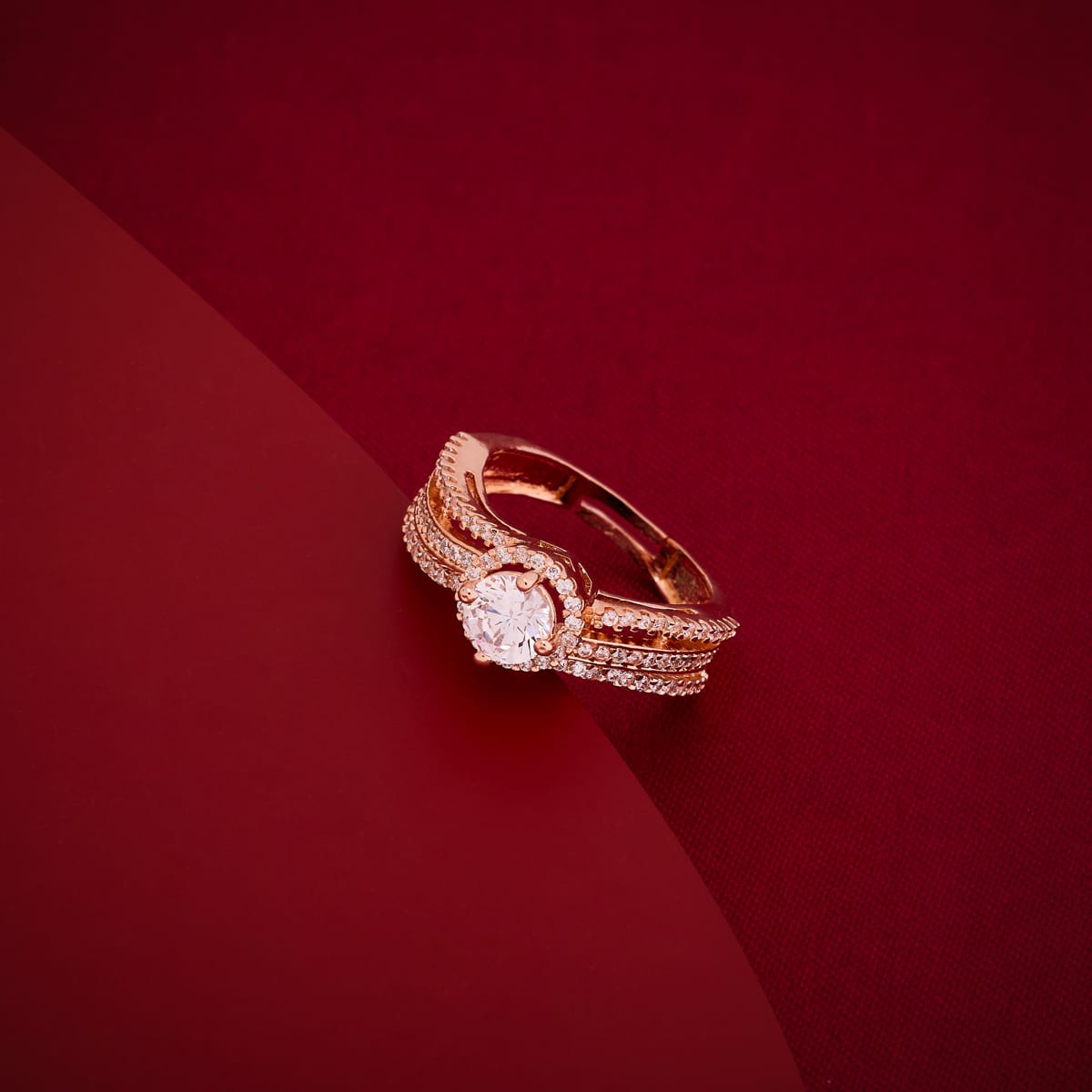 Zircon Finger Ring Zircon Finger Ring 197394