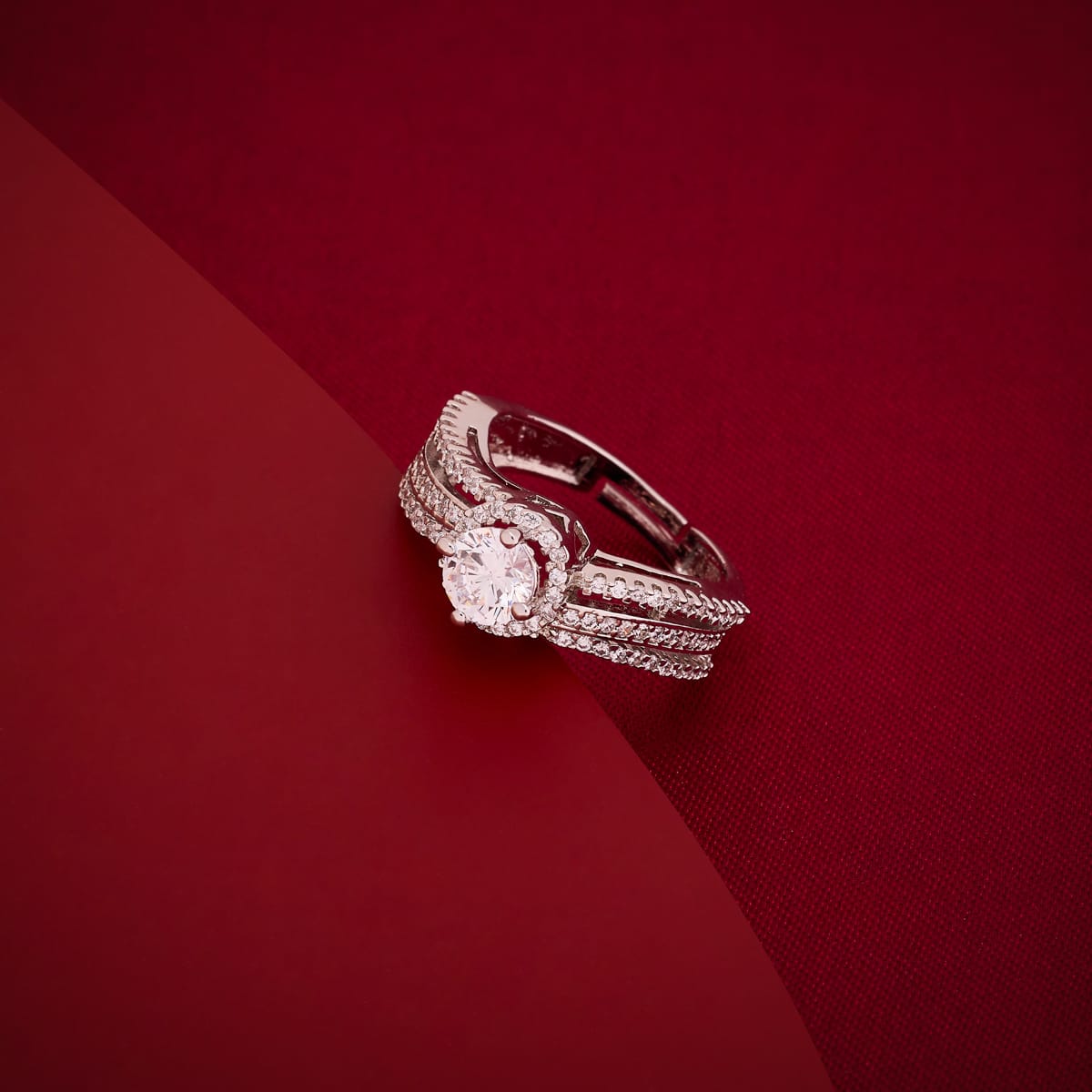 Zircon Finger Ring Zircon Finger Ring 197394