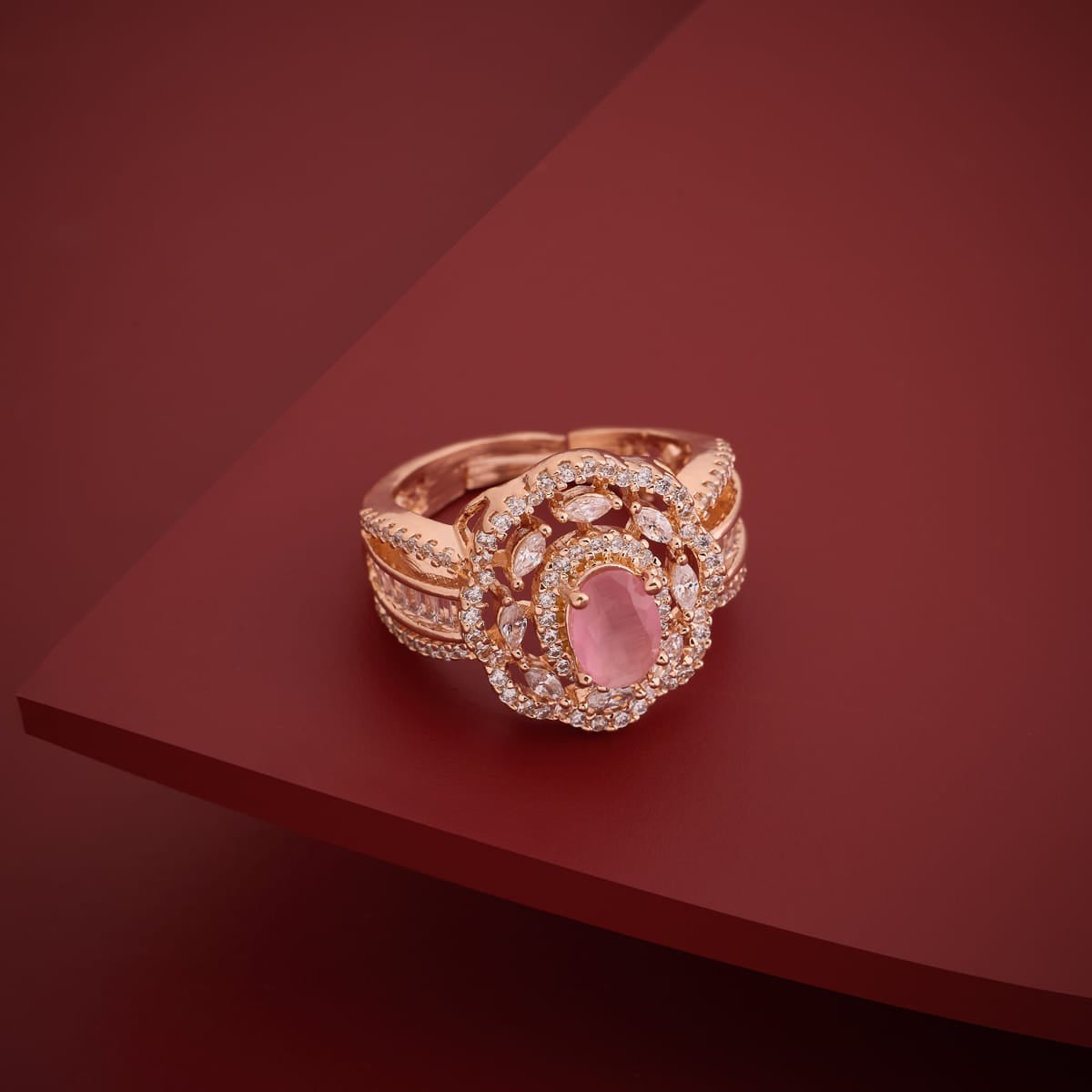 Zircon Finger Ring Zircon Finger Ring 197399
