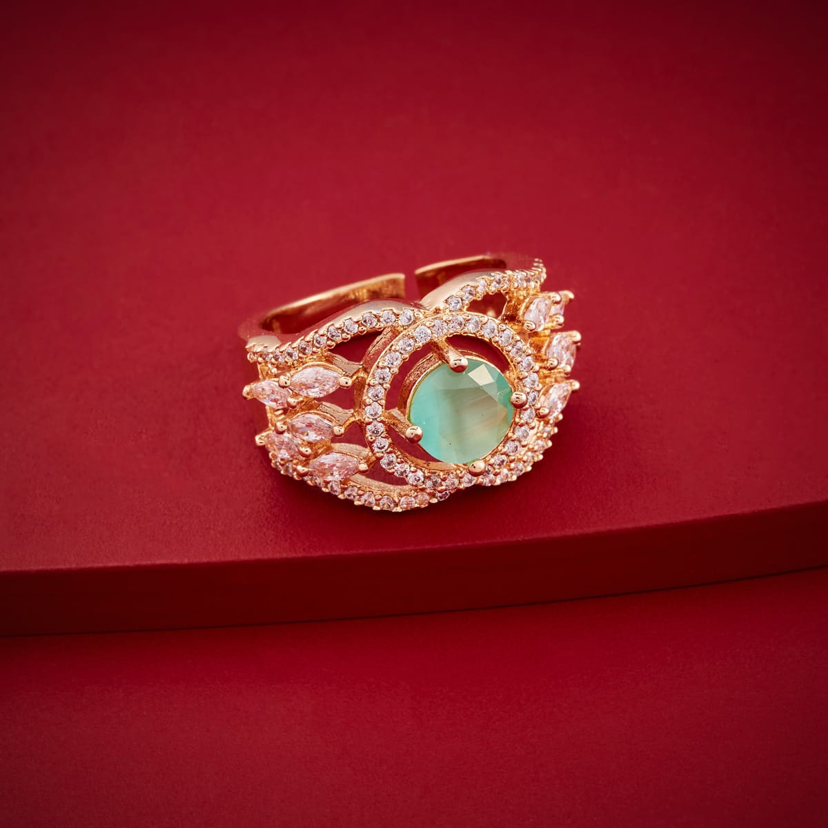 Zircon Finger Ring Zircon Finger Ring 197400
