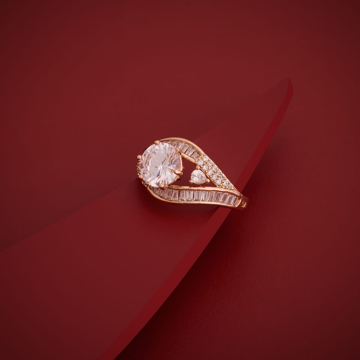 Zircon Finger Ring Zircon Finger Ring 200517