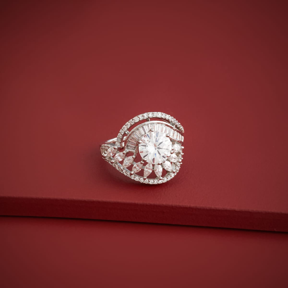 Zircon Finger Ring Zircon Finger Ring 200519
