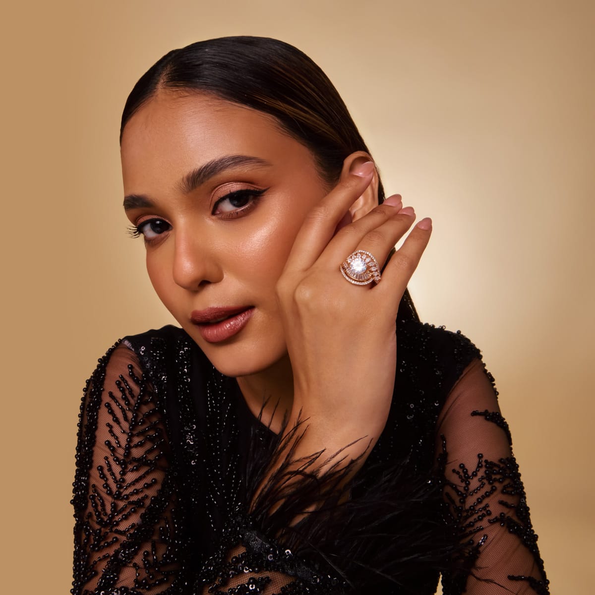 Zircon Finger Ring Zircon Finger Ring 200519