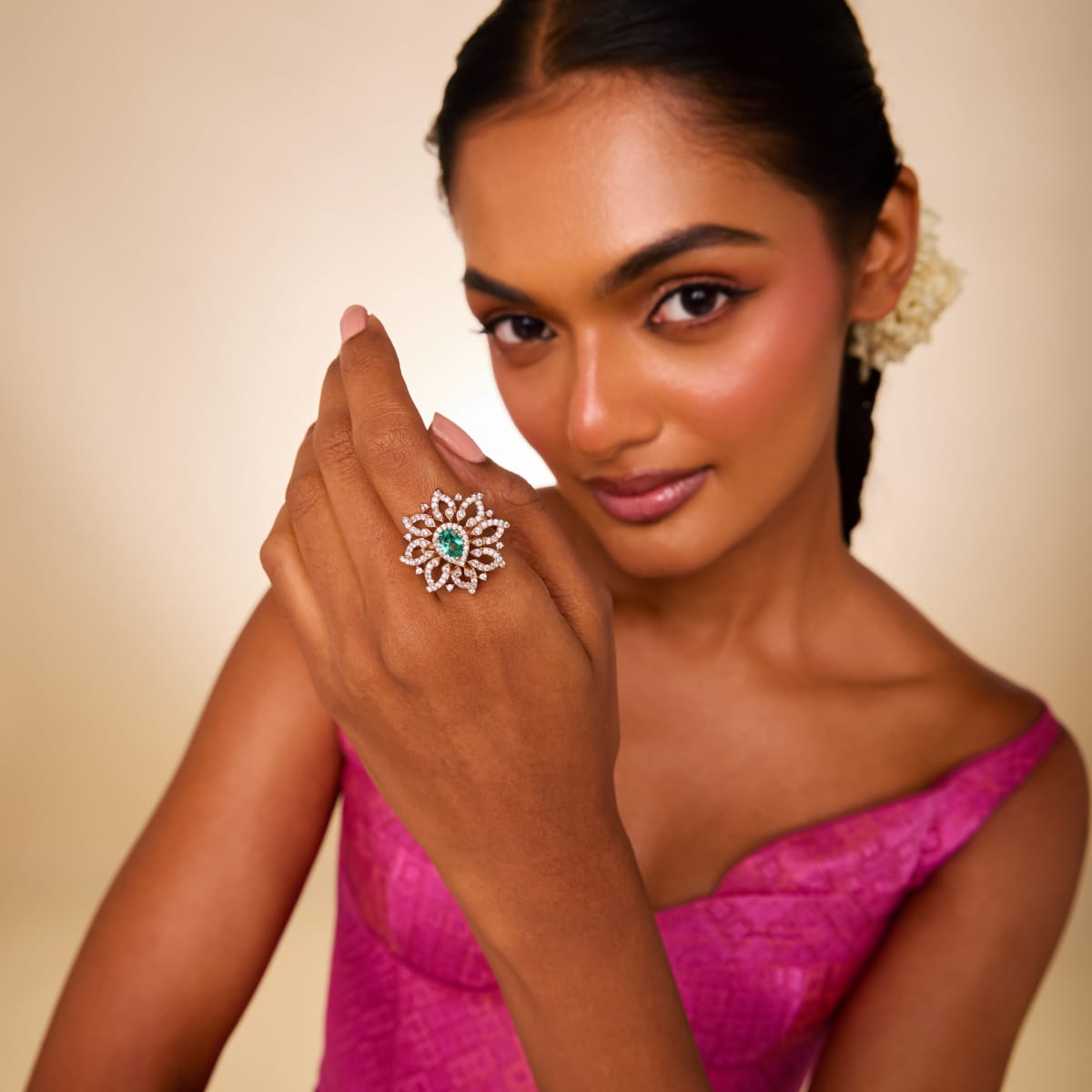 Zircon Finger Ring Zircon Finger Ring 203737