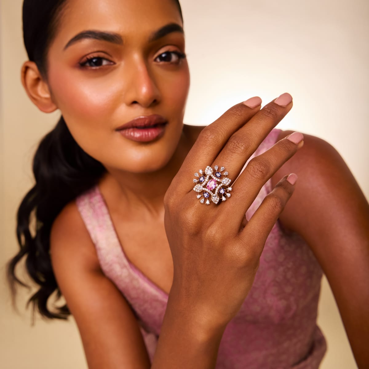 Zircon Finger Ring Zircon Finger Ring 203750