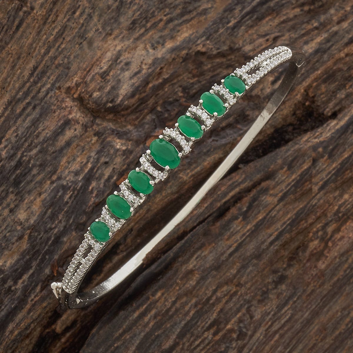 Zircon Kada Zircon Kada 182113