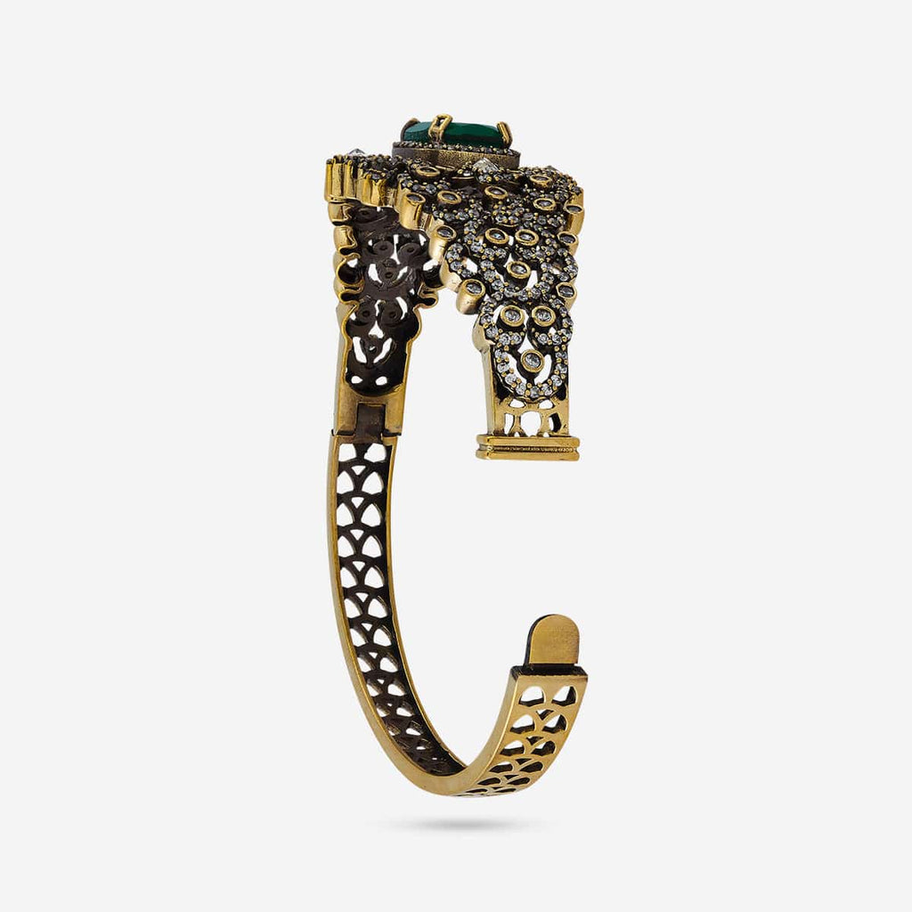 Zircon Kada Zircon Kada 188599