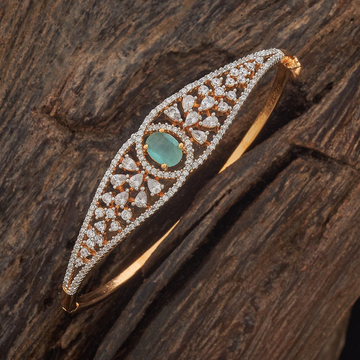 Zircon Kada Zircon Kada 182118