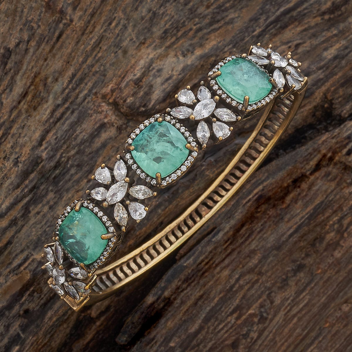 Zircon Kada Zircon Kada 180366