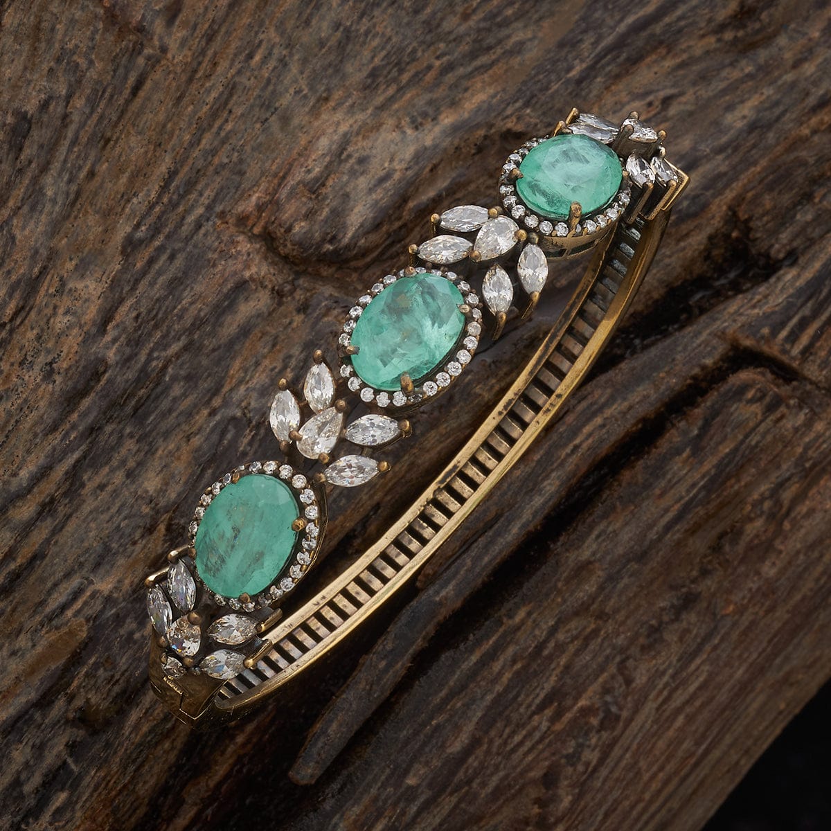 Zircon Kada Zircon Kada 180385