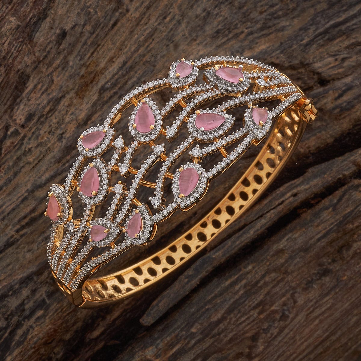 Zircon Kada Zircon Kada 184454