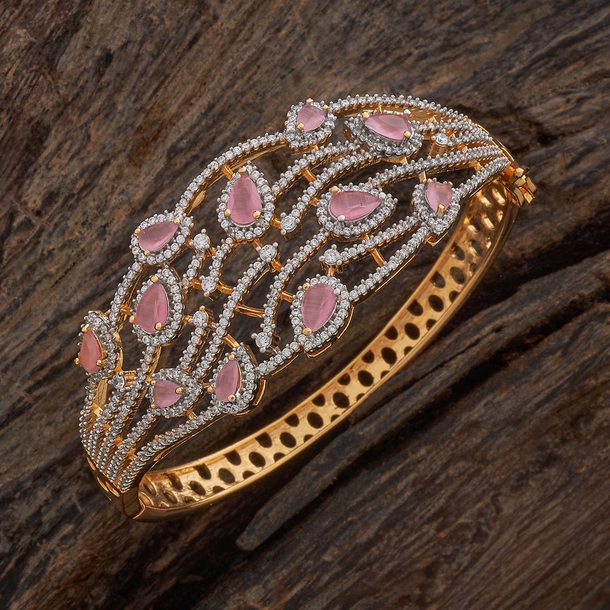 Zircon Kada Zircon Kada 184454
