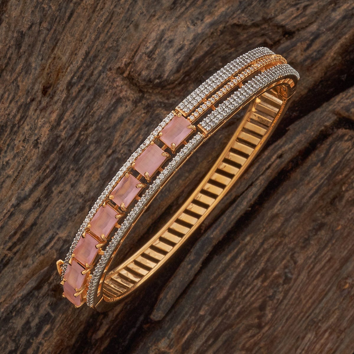 Zircon Kada Zircon Kada 184896