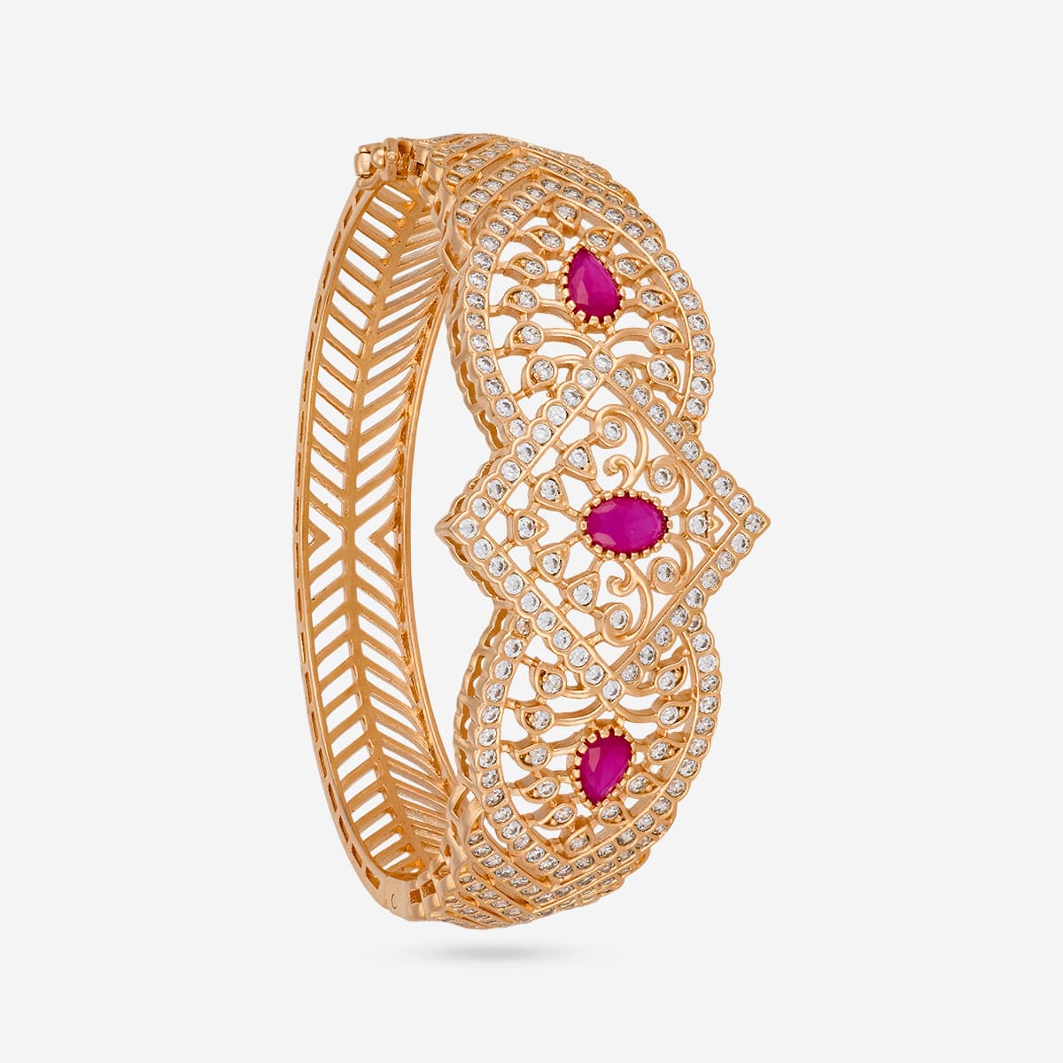 Zircon Kada Zircon Kada 201502